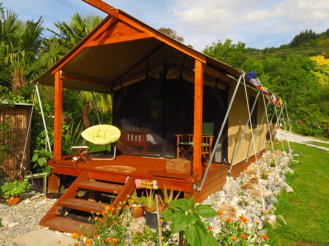 Glamping in a Permaculture Paradise Pohara Екстериор снимка